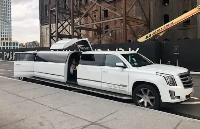 16 person SUV limo service in New York City