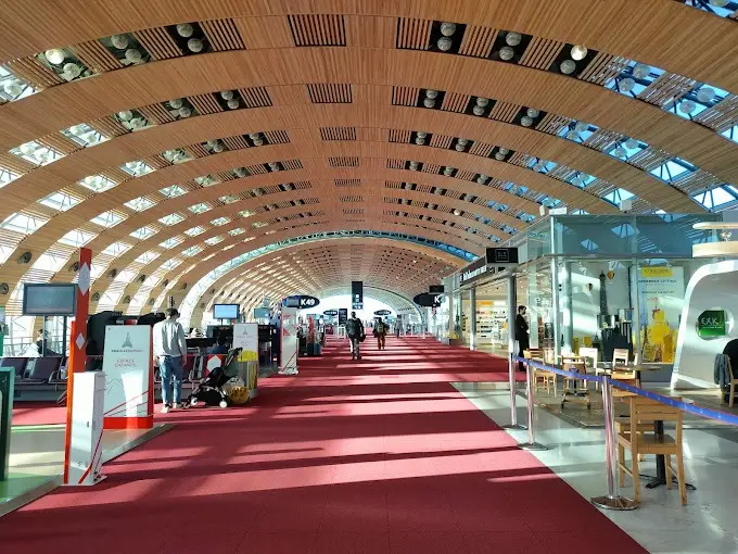 Charles De Gaulle Airport (cdg)